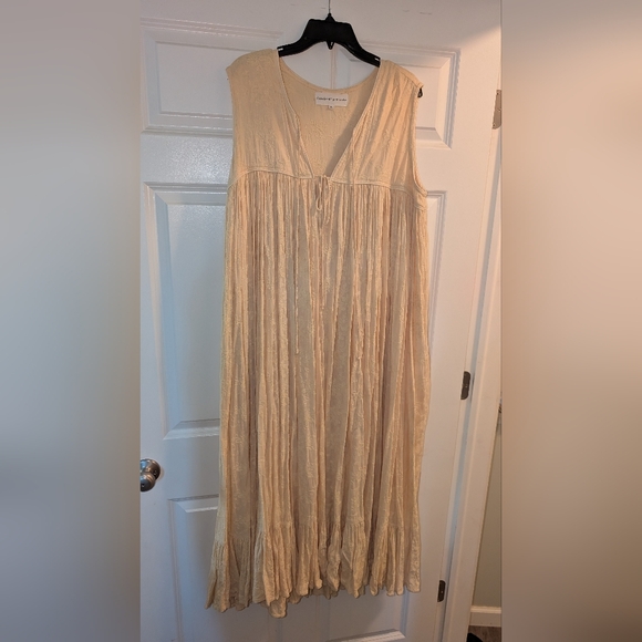 Daughters of India Dresses & Skirts - RARE Daughters Of India Ishya Dress In Buttery Yellow